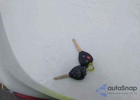 2016 Toyota 4Runner Trail z USA, uszkodzony, nr VIN JTEBU5JR3G5325211